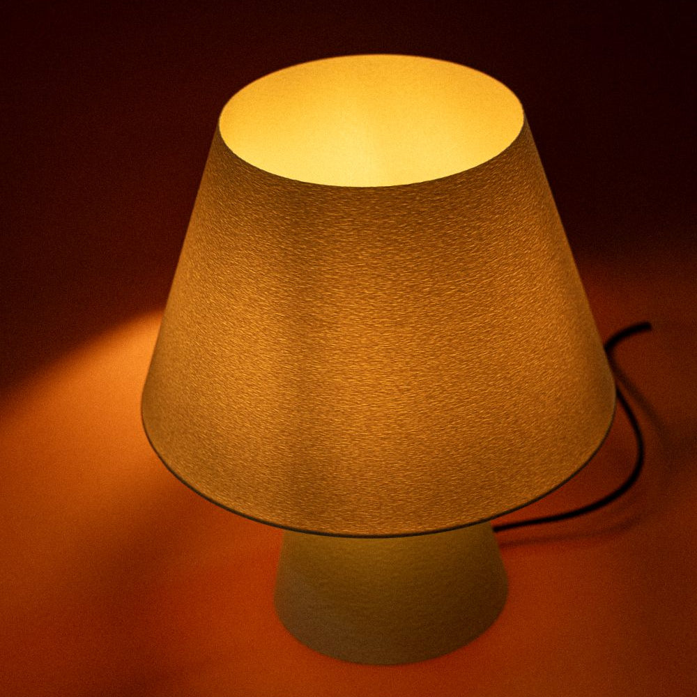 Lámpara beige CuatroCeroTres estilo moderno con base de cerámica y pantalla de tela, decorativa para sala o dormitorio.
