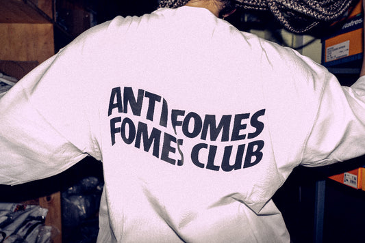 Polera Anti Fome Blanco + Negro